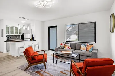 a living room with a couch and two chairs at Rent in Fort Lauderdale near Broward Medical in Fort Lauderdale