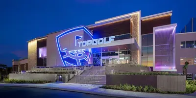 a building with a sign on the front of it at HavanaDolphinsluxury 2PPL TopLocation Parking Pets in Hollywood Ridge Farms