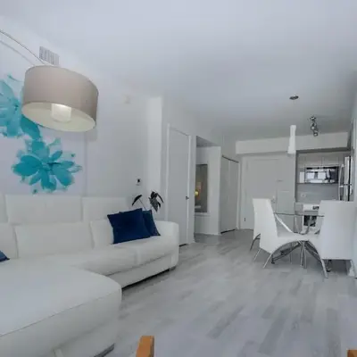 Perfect getaway beach pool and gym 2B 2B