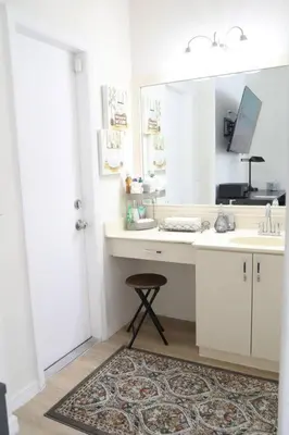 a white bathroom with a sink and a mirror at Luxury DreamStay Miami 3BED 2BATH King Suite in Burrs Strip