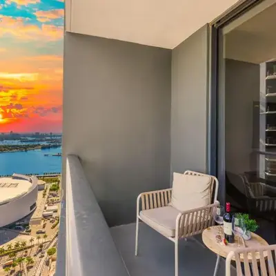 Modern Stylish 1BR Apartment with Pool