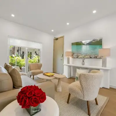 Lux Designer Apt 2BR and 2BA in the Heart of MIA Beach