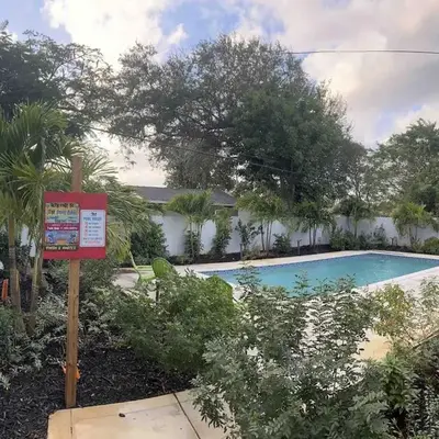 Cheerful 4b 2B with heated pool