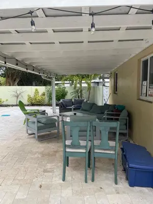 Gallery image of Great 4b2b getaway with heated salt water pool in Fort Lauderdale
