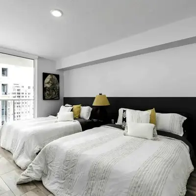 1BR Brickell included Pool