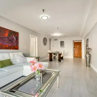 Sunny isles Escape-1BR Condo Steps from the Beach!