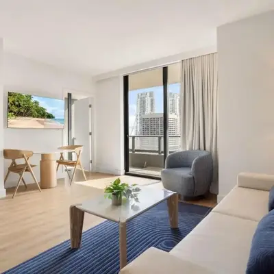 2012 New Apt with Pool and Gym in front of Kaseya Center