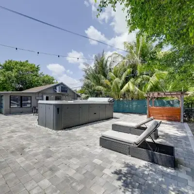 Unique 2 House Rental 3 Mi to Beach and Boardwalk