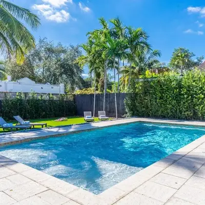 Stunning Tropical Pool House Miami Coconut Grove