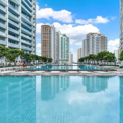 Luxurious 5-STAR condo at the ICON Brickell