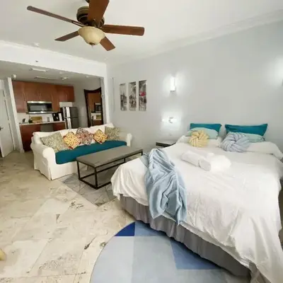 Right on the Beach Ocean Dr Secured Condo 206