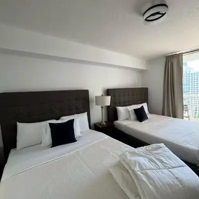 Elegant 1BR Condo at Brickell