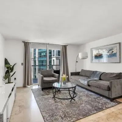 Stylish 1BR Brickell Retreat Walk to Everything
