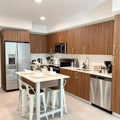 Comfortable 2BR Apartment with Pool and Gym