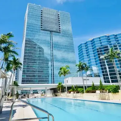 ★Luxury Studio with king bed+Free Parking+Netflix★