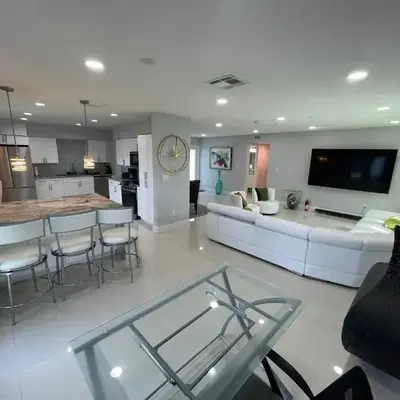 Spacious 4BR Home 5 Min from Hard Rock Stadium