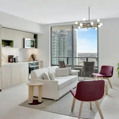 40th floor lux condo with pool