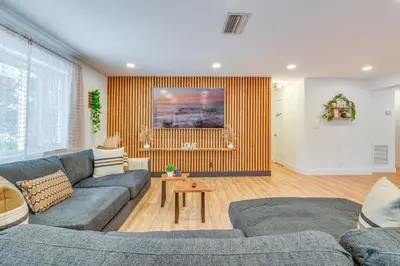 a living room with a couch and a table at Fox Garden Luxury Boho Near Downtown & Beach in Fort Lauderdale