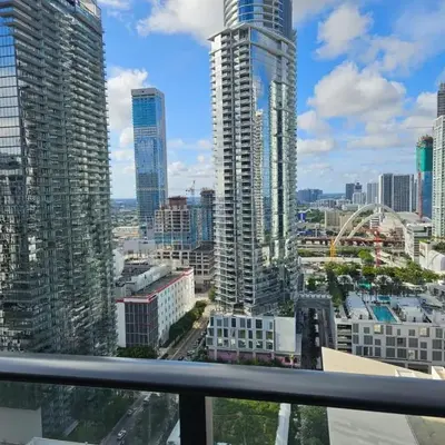 Downtown Miami view - 38th floor gem