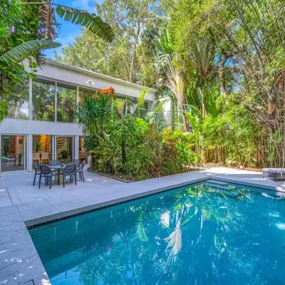Wonderful Tropical Pool House Miami Coconut Grove