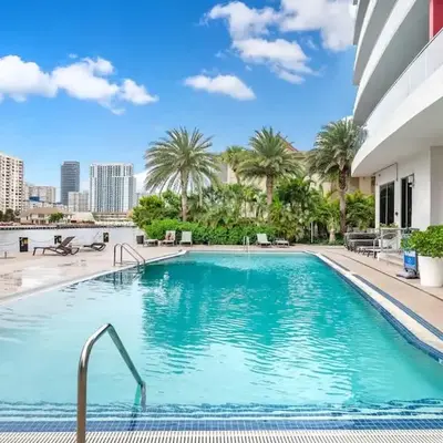 2 Bed & 2 Bath at Beachwalk - Amazing View on 29th