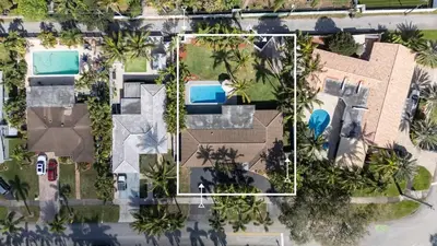 an overhead view of a house with a swimming pool at Modern Hollywood 3BR House Pool Jacuzzi in Hollywood