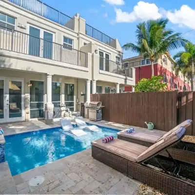Lux Home with Rooftop & Elevator 2mi to Beach
