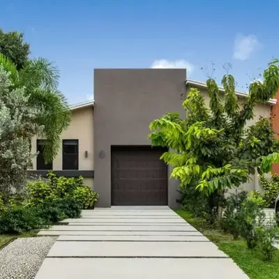 Golden Fox Downtown Pool House home
