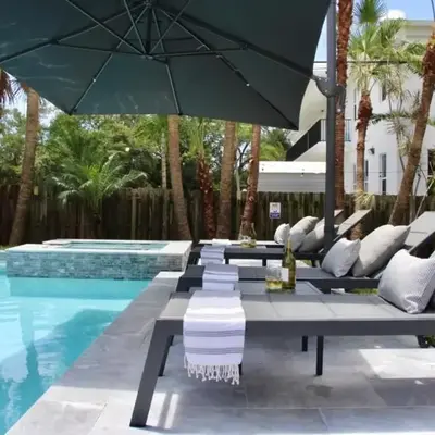 Fox Private Resort- Near Downtown & Beach home