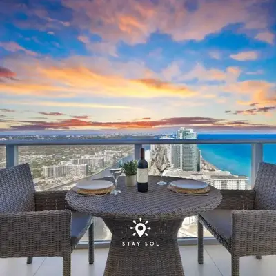 Stunning 1BR Apt With Ocean View Balcony