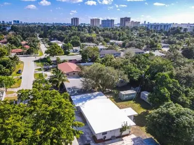 an overhead view of a school campus with trees and buildings at Miami Luxury Home Close to Beach & Aventura Mall in Biscayne Park