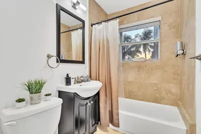 Gallery image of Casa Stella Tropical Pool Beach 8 min in Hollywood