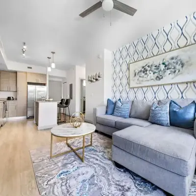Aqua Vista in DTWN 3 Min From Las Olas