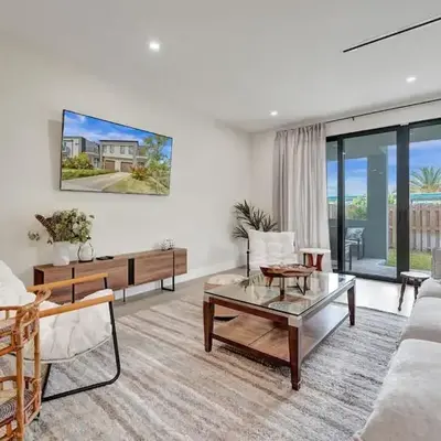 New 4BR Upscale Family Haven