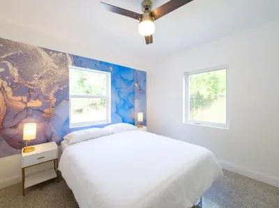 Gallery image of The Blue 4Bedroom Home - Pool & Spa Retreat in North Miami Beach