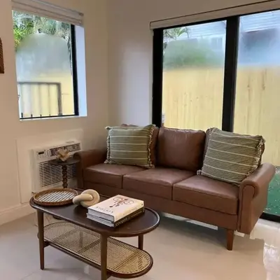 The Modern Oasis Queen Studio with Kitchen