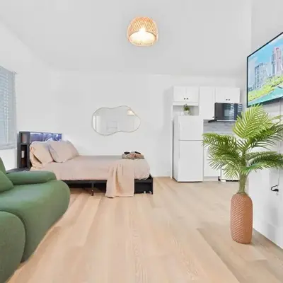 Miami Modern Studio minutes to Wynwood & Downtown
