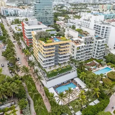 Oceanfront Retreat- South Beach Pool Amenities