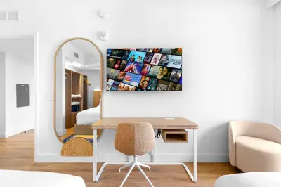 Gallery image of Gale Hotel Stay - Modern Condo Near the Bay in Miami