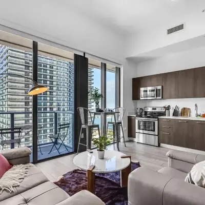 Downtown Luxe Studio Miami Skyline Retreat