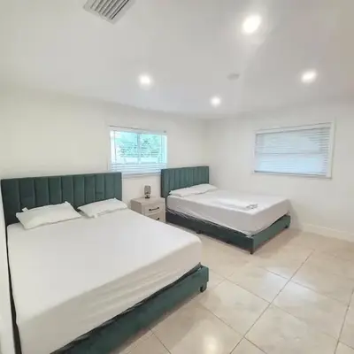 Modern Home in Hallandale Beach