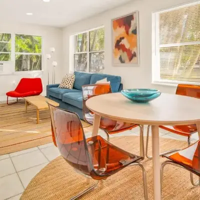 The Jute Box - Pool - Waterview - Wilton Drive