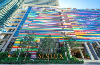 a building with a colorful facade with the name sisuu on it at GREAT STUDIO - Luxe Brickell Stay Near Bay in Miami
