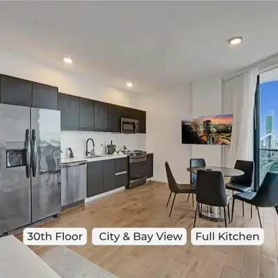 Miami 30th floor 3BR Luxury Condo with Views