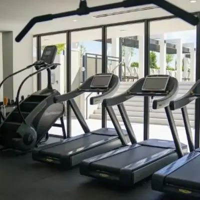 High Floor Property-Expansive Views- Sleep 6 Miami
