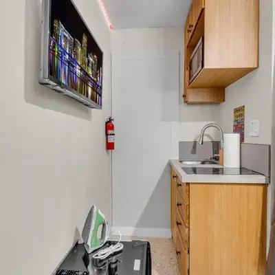 Compact Havana Suites - With Self Check-in