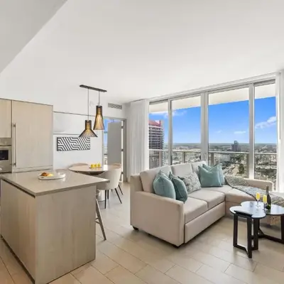 Spectacular 3br and 2ba in Hyde Beach House