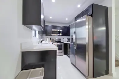 Gallery image of Modern Two-Story House Near Wynwood - Free Parking in Miami