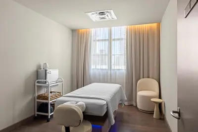 a hospital room with a bed and a window at 2909 Elegant 1BR in Miami Downtown with Pool and Gym in Miami