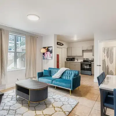 Lauderdale Breeze Villas